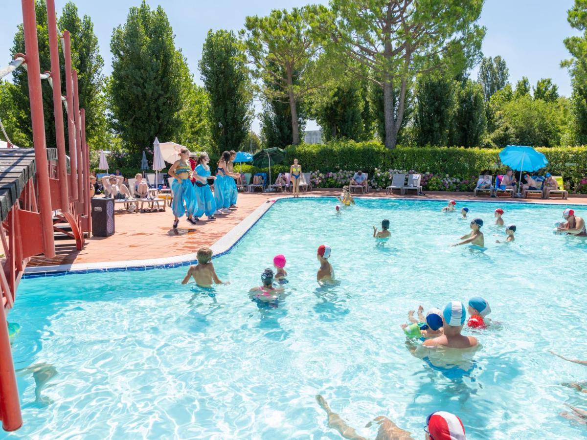 Holiday Home Garda Family Plus By Interhome Rivoltella del Garda Buitenkant foto
